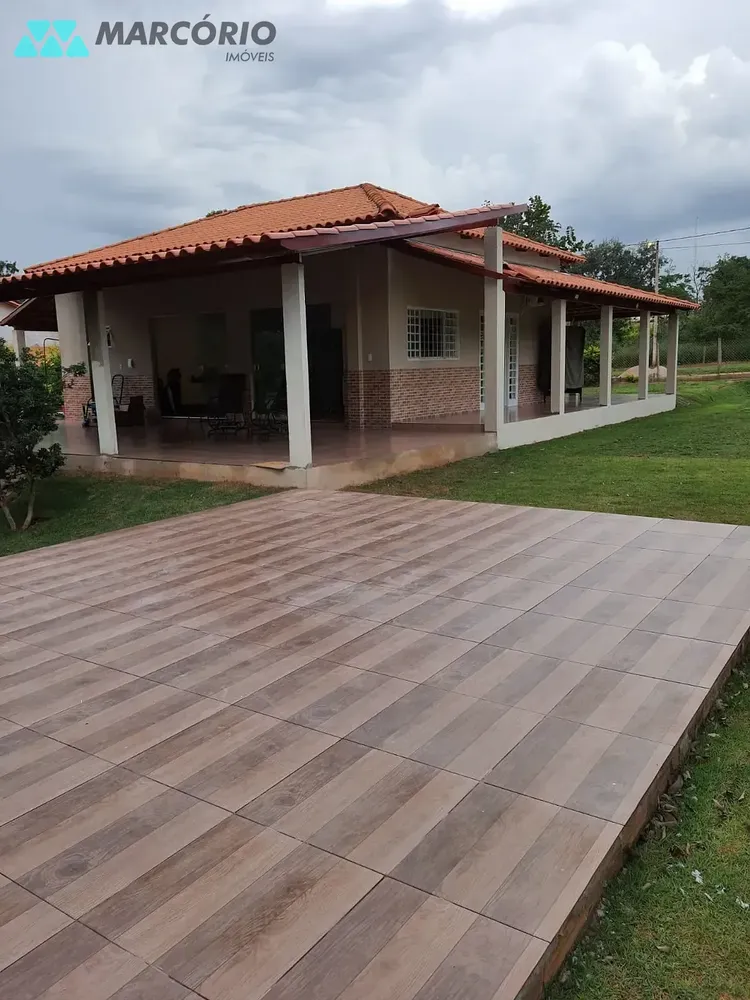 Chácara, 4 quartos, 150 m² - Foto 1
