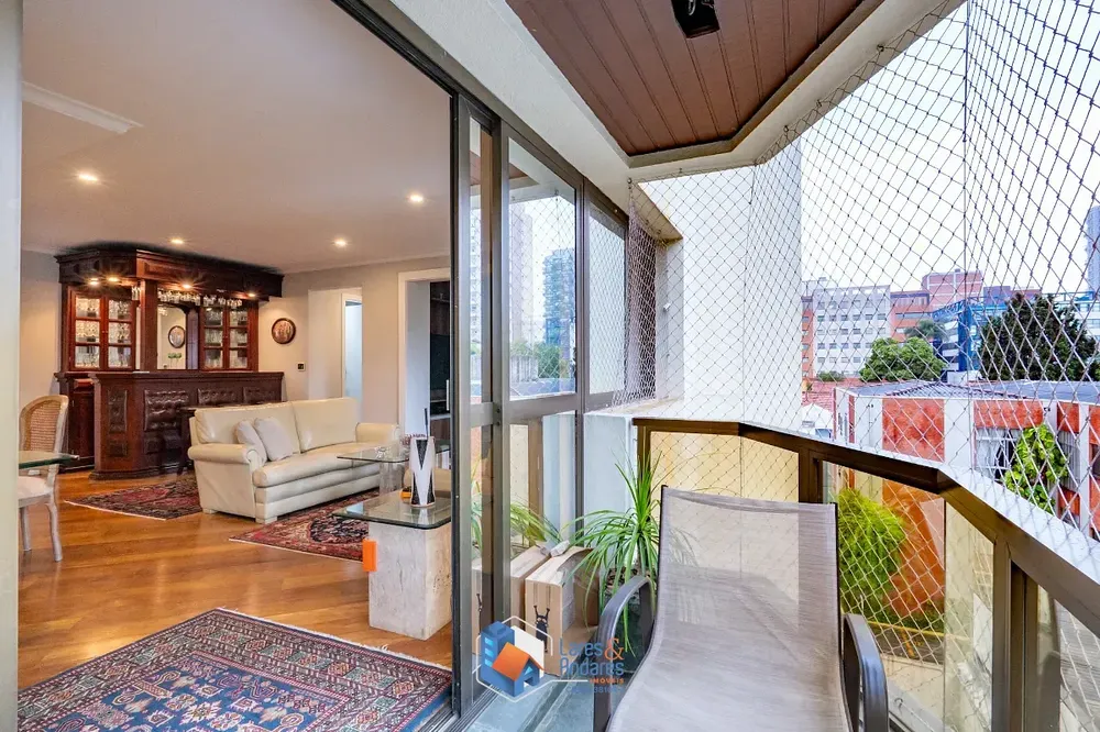 Apartamento, 3 quartos, 131 m² - Foto 1