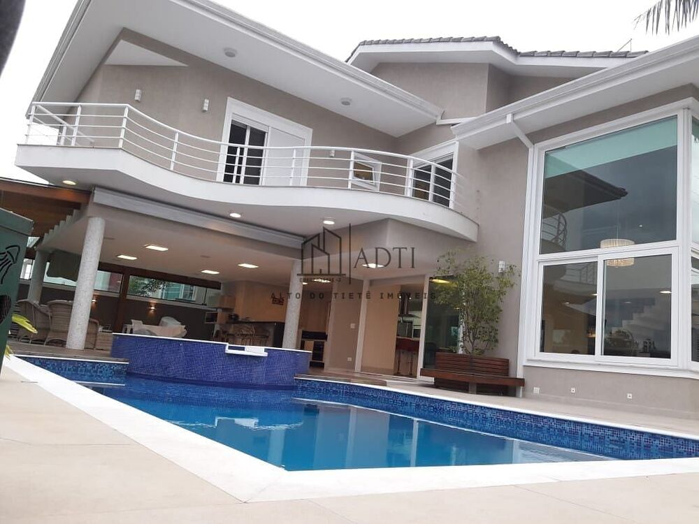Casa à venda com 4 quartos, 600m² - Foto 1