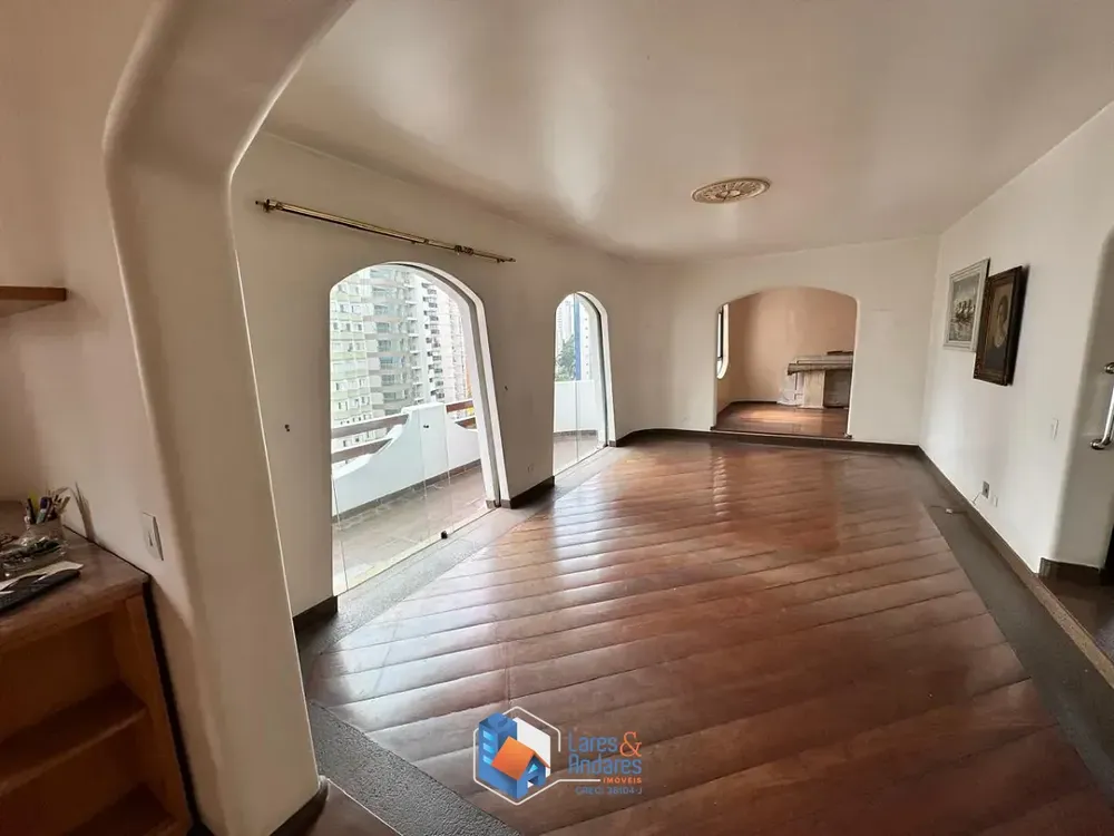 Apartamento, 4 quartos, 217 m² - Foto 1