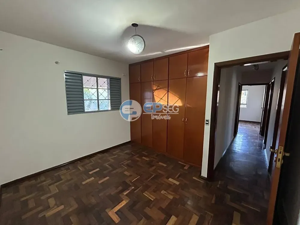 Casa, 3 quartos, 174 m² - Foto 2