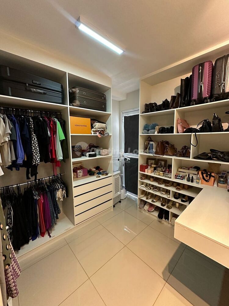 Apartamento à venda com 3 quartos, 10m² - Foto 3