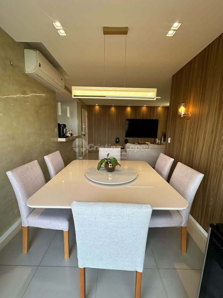 Apartamento à venda com 3 quartos, 10m² - Foto 1