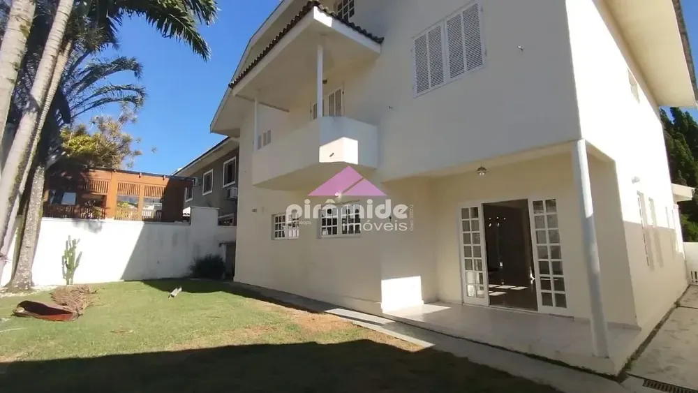 Casa, 4 quartos, 261 m² - Foto 1