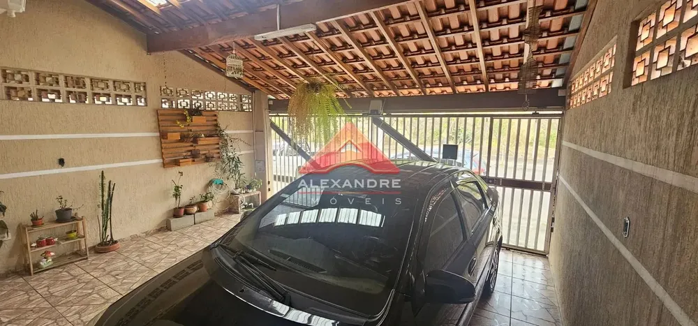 Casa, 4 quartos, 218 m² - Foto 2