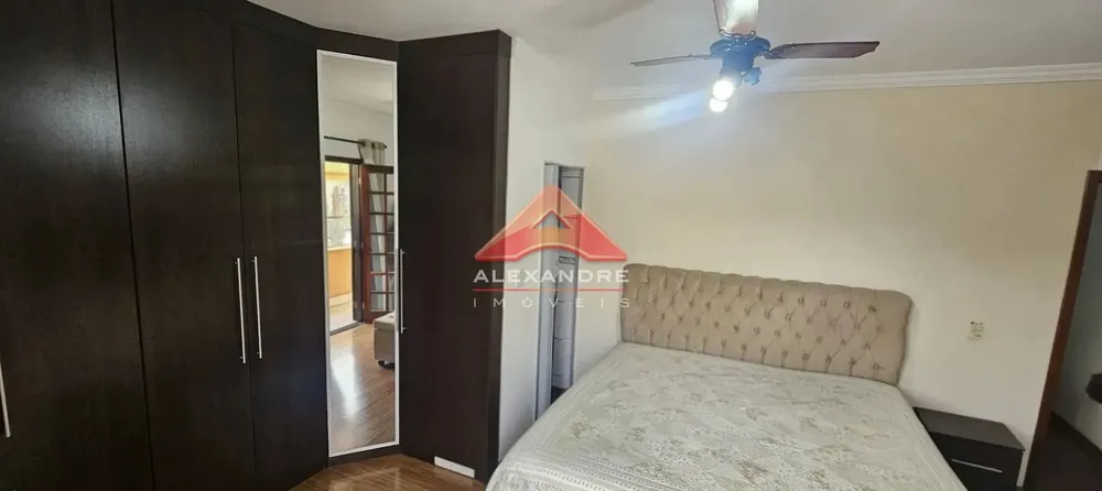 Casa, 4 quartos, 218 m² - Foto 6