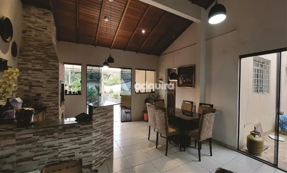 Casa, 3 quartos, 178 m² - Foto 2