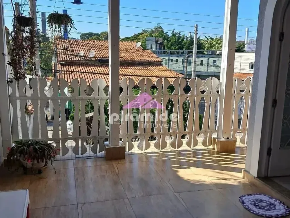Casa, 3 quartos, 250 m² - Foto 1