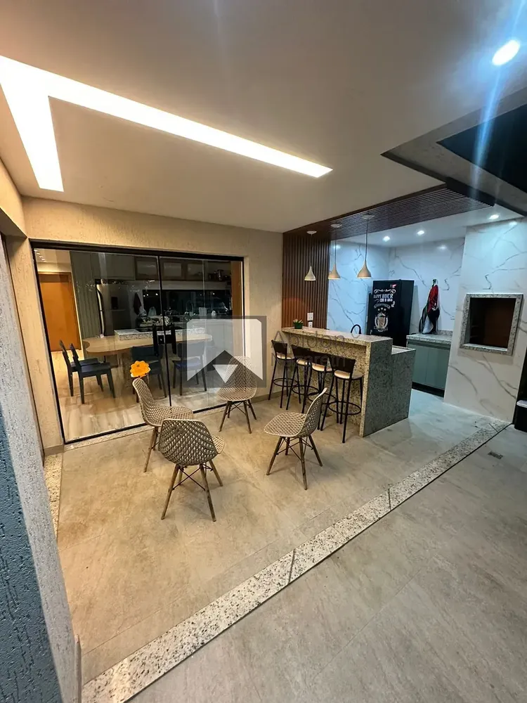 Casa, 4 quartos, 200 m² - Foto 5