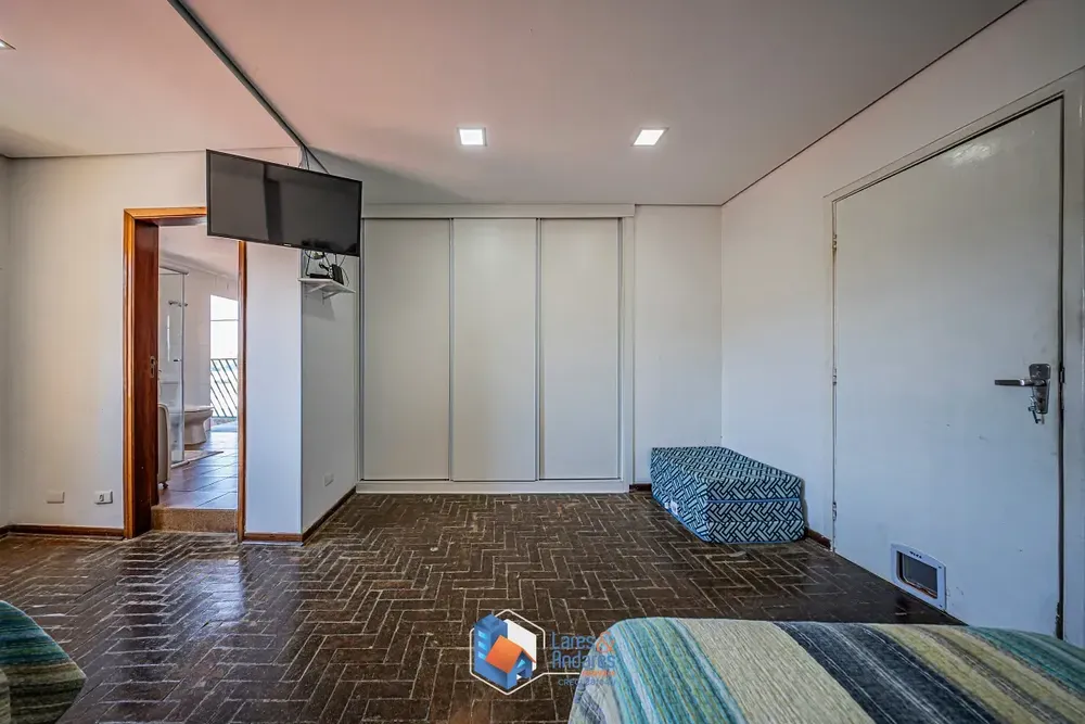 Casa, 6 quartos, 256 m² - Foto 6