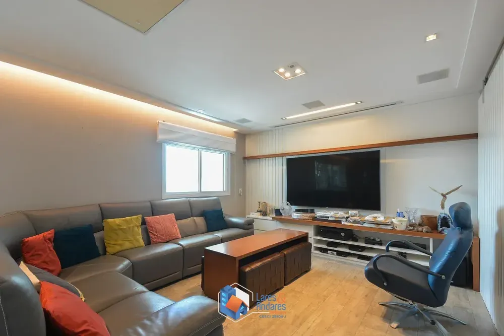 Apartamento, 3 quartos, 205 m² - Foto 3