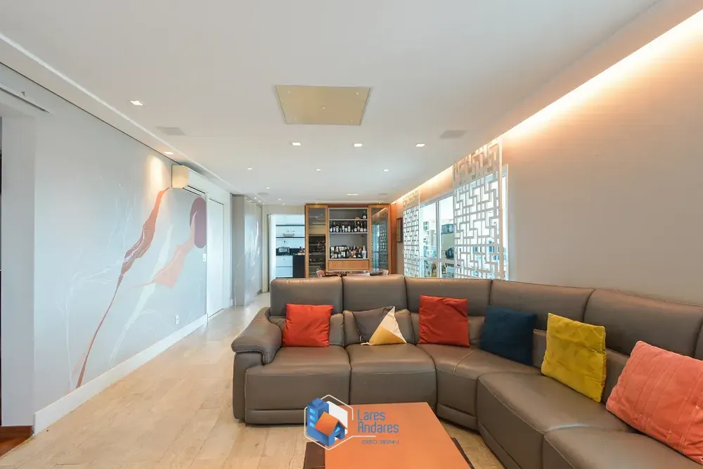 Apartamento, 3 quartos, 205 m² - Foto 1