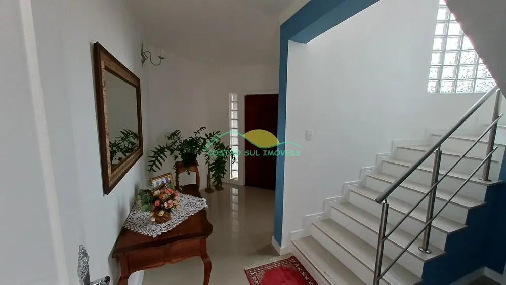 Casa, 3 quartos, 260 m² - Foto 1