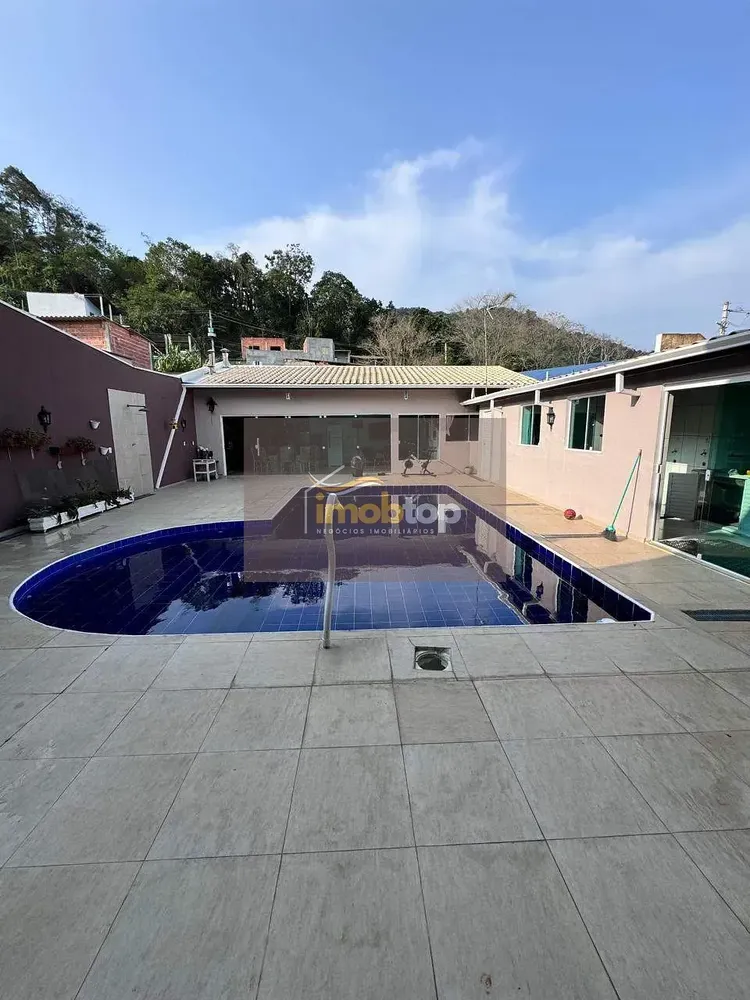Casa, 5 quartos, 333 m² - Foto 3