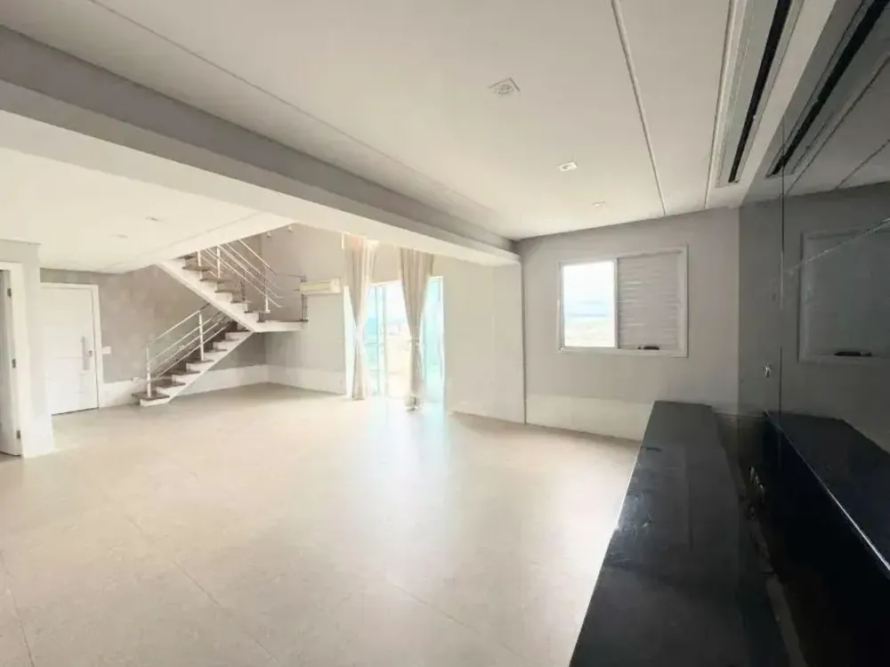 Cobertura, 3 quartos, 294 m² - Foto 2