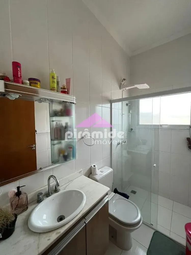 Casa, 3 quartos, 240 m² - Foto 4