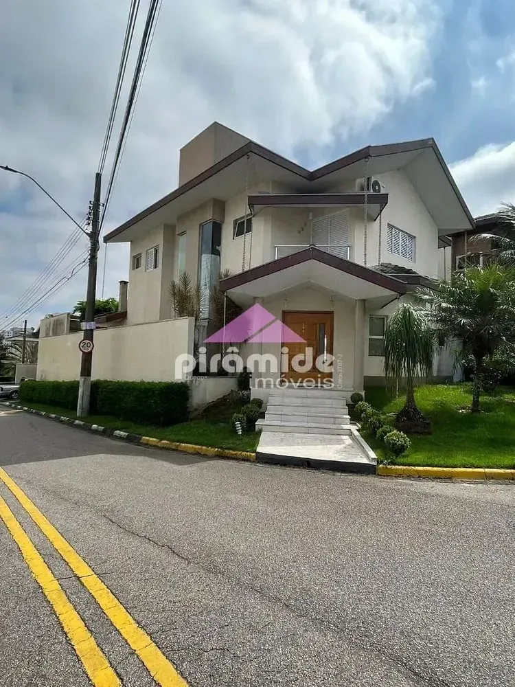 Casa, 3 quartos, 240 m² - Foto 2
