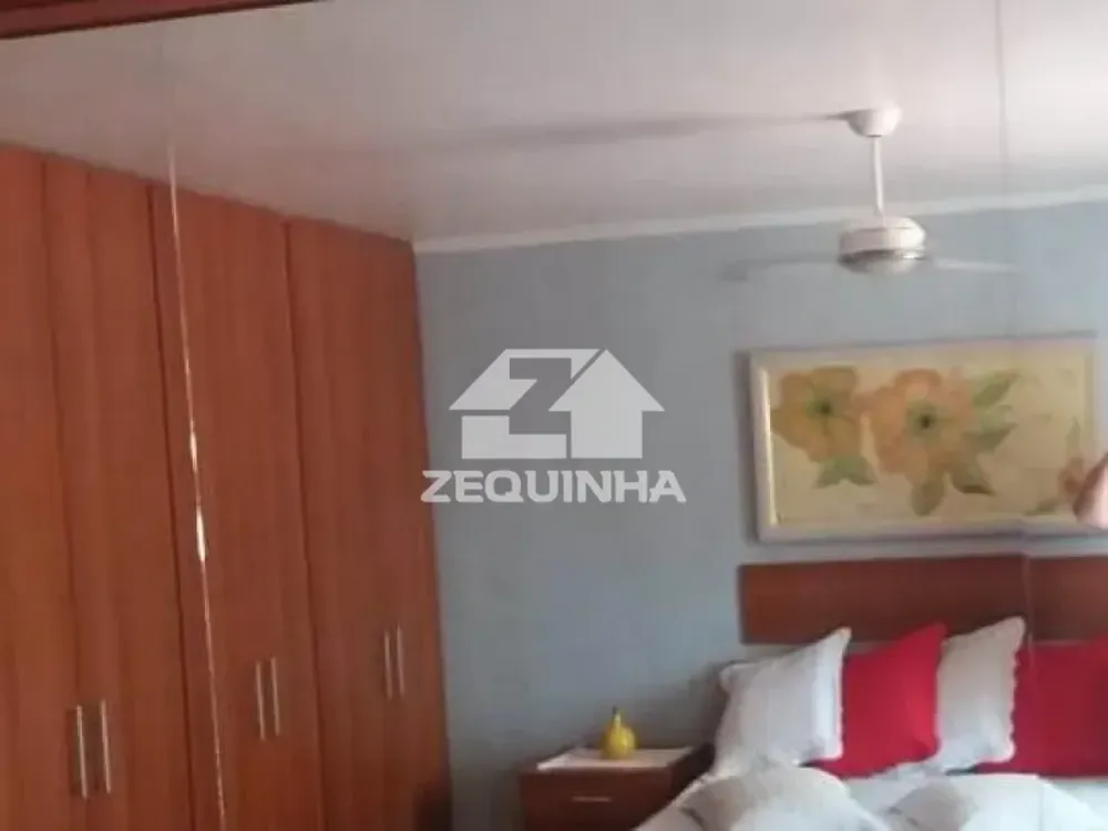 Casa, 3 quartos, 220 m² - Foto 4