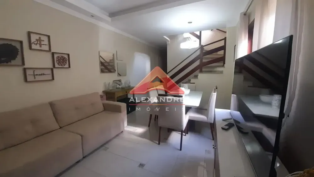 Casa, 4 quartos, 124 m² - Foto 1