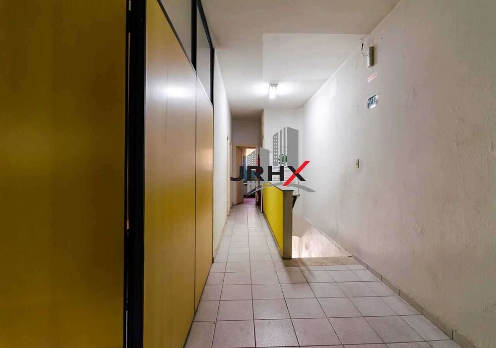 Casa à venda e aluguel com 1 quarto, 651m² - Foto 29