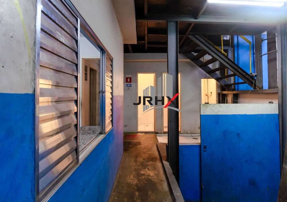 Casa à venda e aluguel com 1 quarto, 651m² - Foto 28