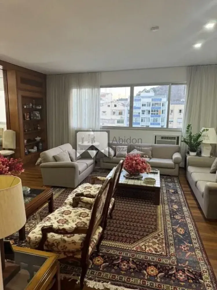 Apartamento, 3 quartos, 250 m² - Foto 2