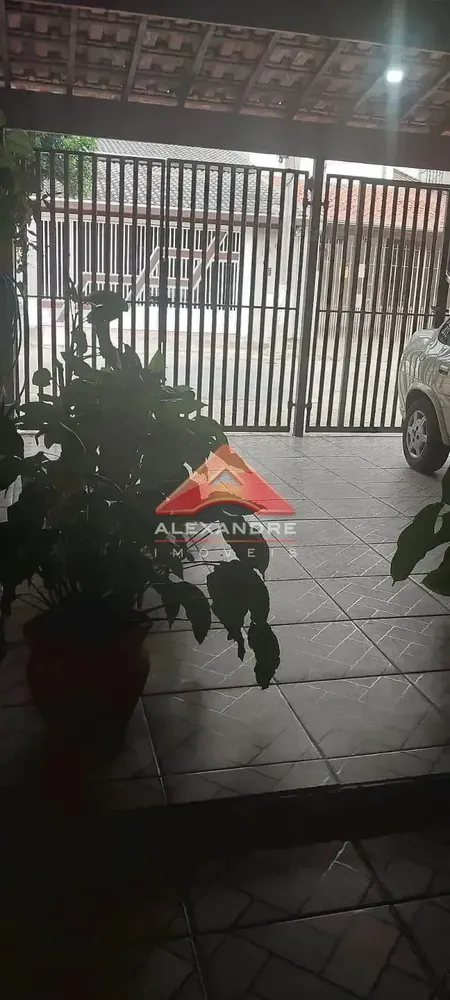Casa, 4 quartos, 169 m² - Foto 1