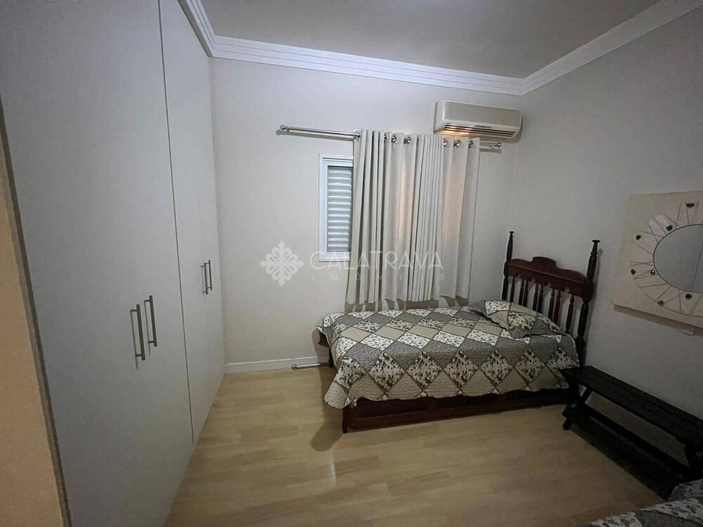Casa para alugar com 3 quartos, 210m² - Foto 7