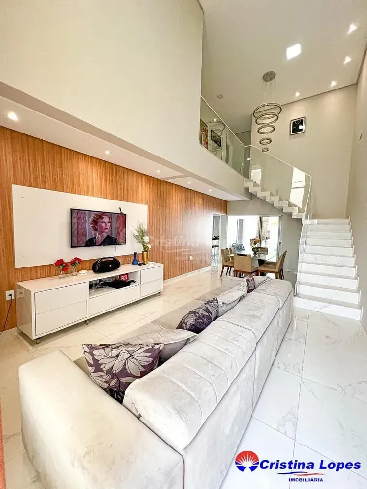 Casa, 4 quartos, 205 m² - Foto 1
