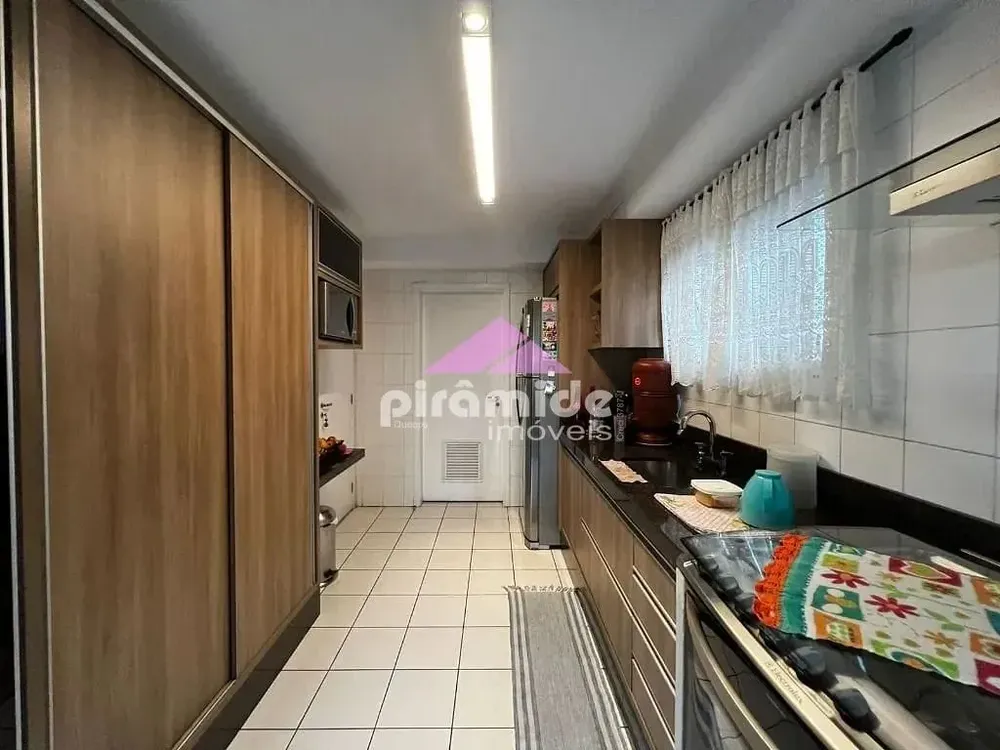 Apartamento, 3 quartos, 182 m² - Foto 3
