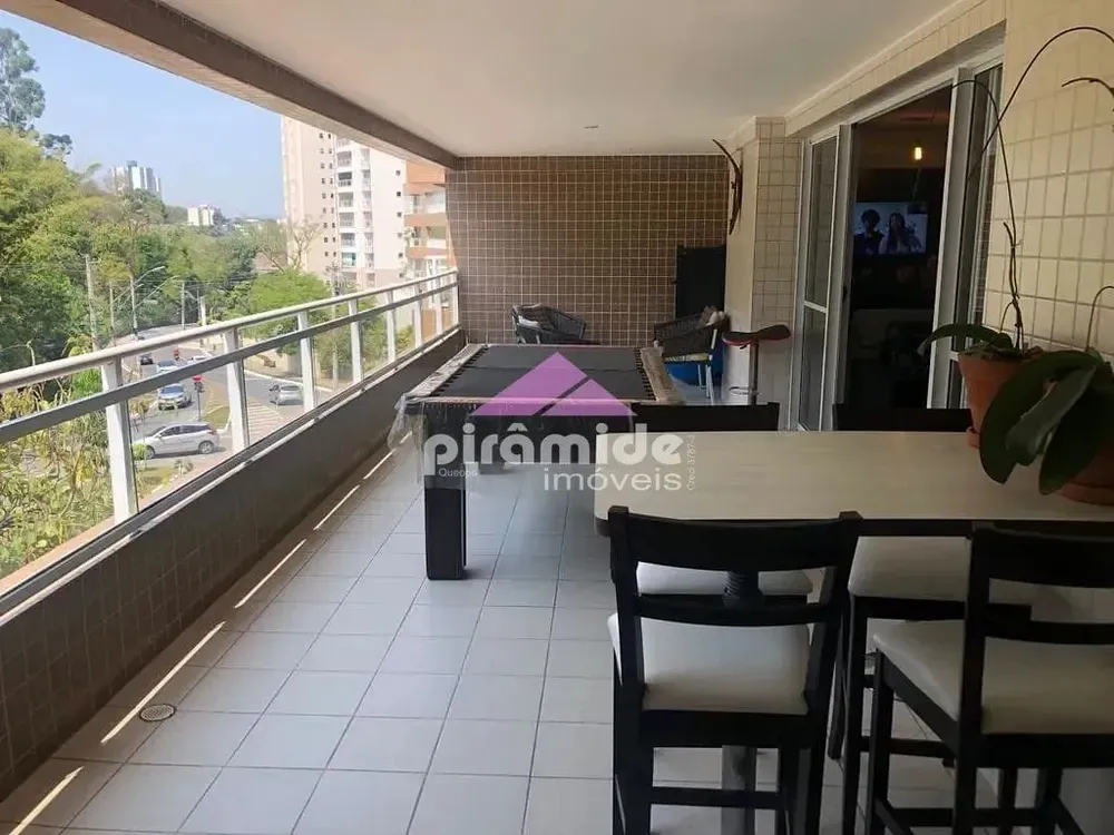 Apartamento, 3 quartos, 182 m² - Foto 2