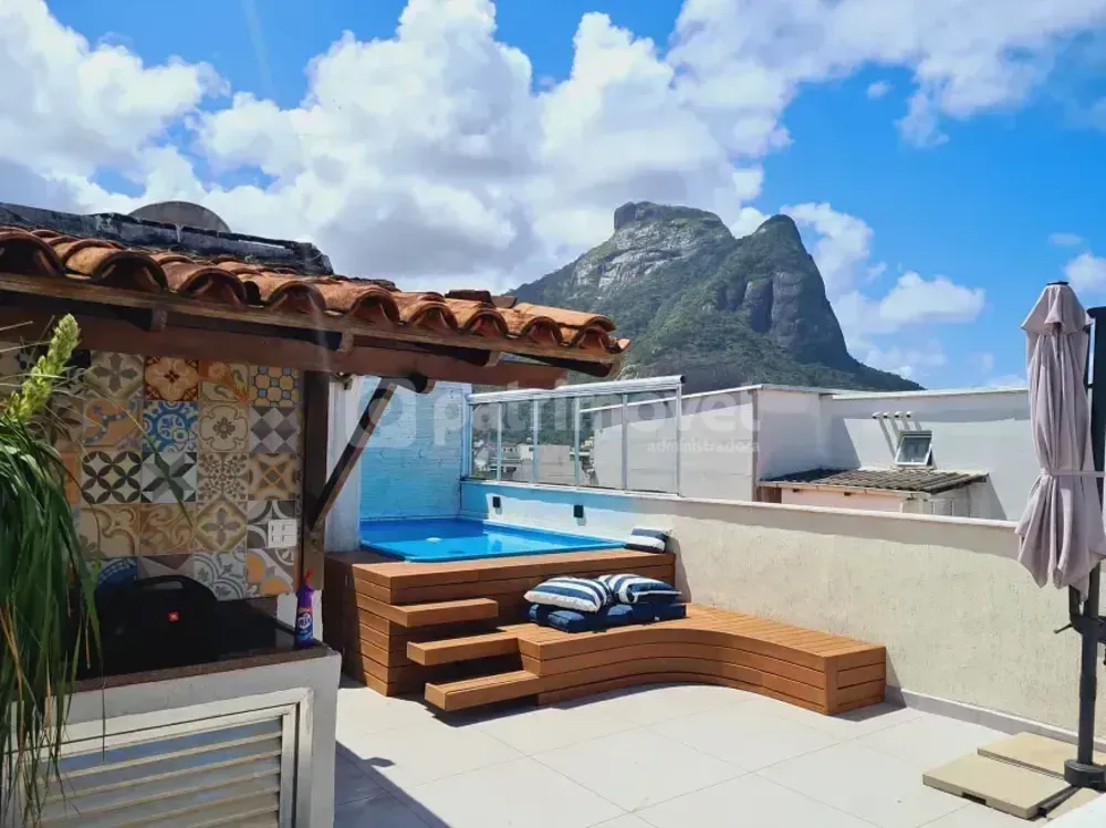 Cobertura, 3 quartos, 247 m² - Foto 1