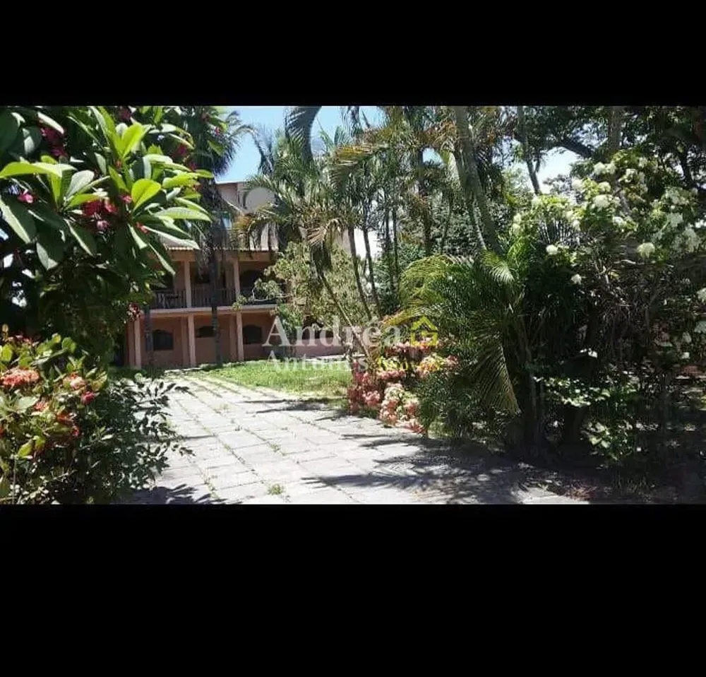 Casa, 6 quartos, 170 m² - Foto 1