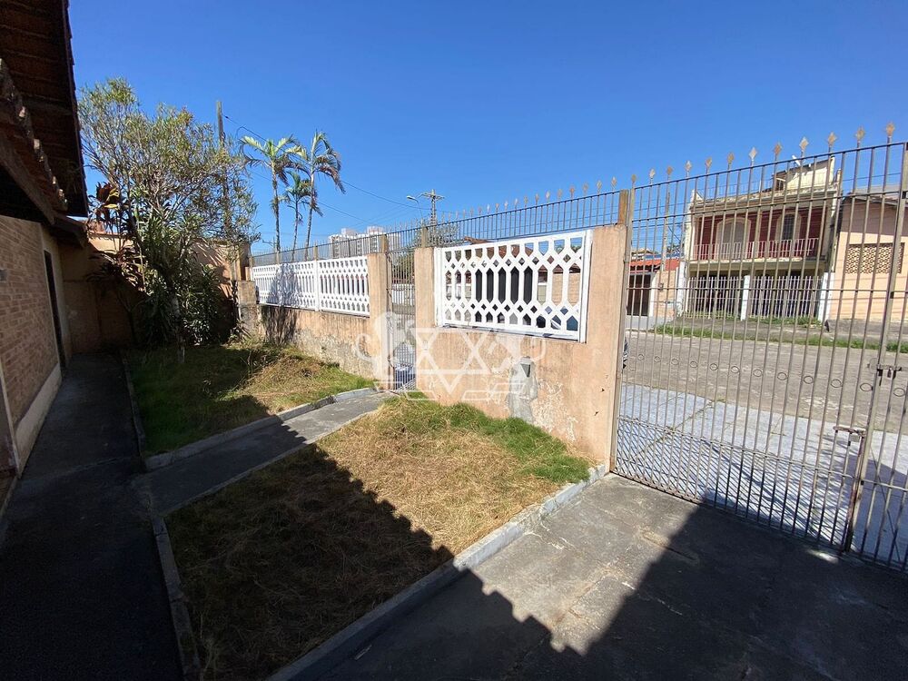 Casa à venda com 3 quartos, 175m² - Foto 1