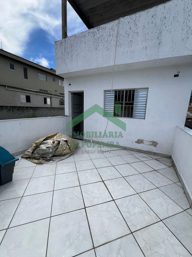 Casa para alugar com 3 quartos, 300m² - Foto 3