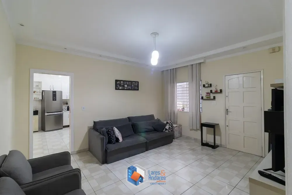 Casa, 2 quartos, 52 m² - Foto 1