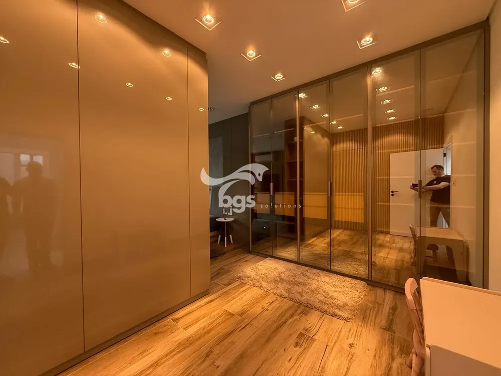 Casa, 6 quartos, 1745 m² - Foto 2