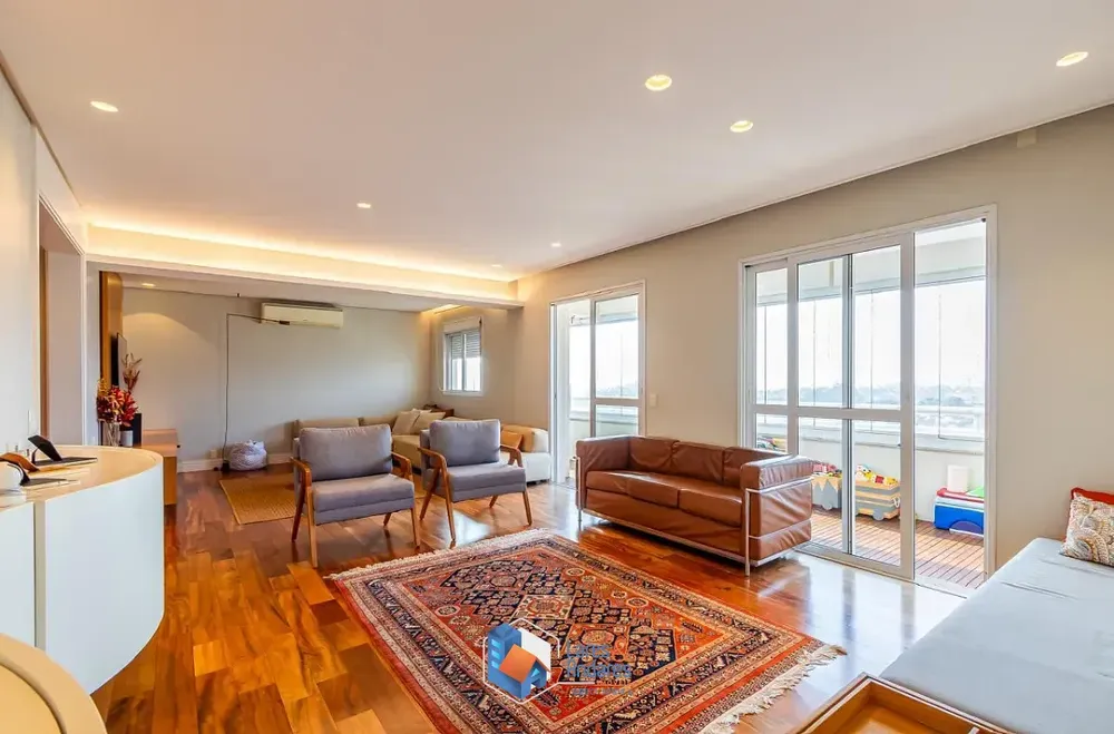 Apartamento, 3 quartos, 182 m² - Foto 1