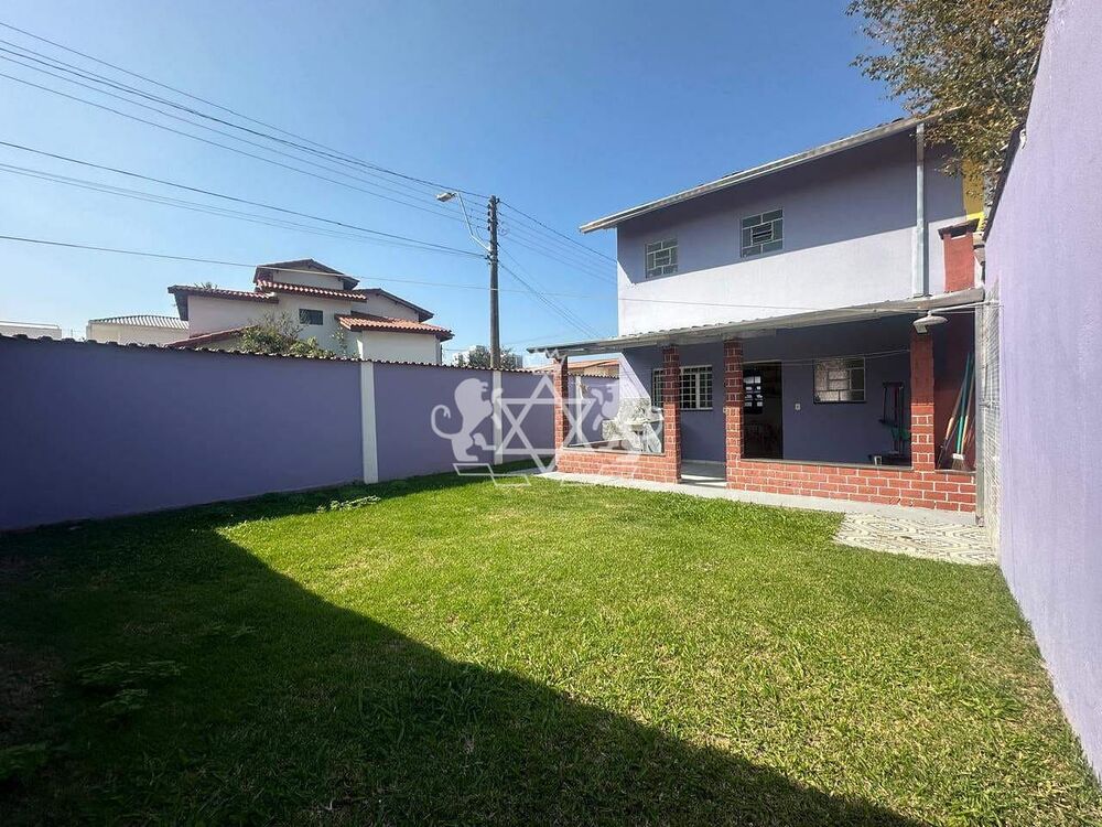 Casa à venda com 2 quartos, 148m² - Foto 3