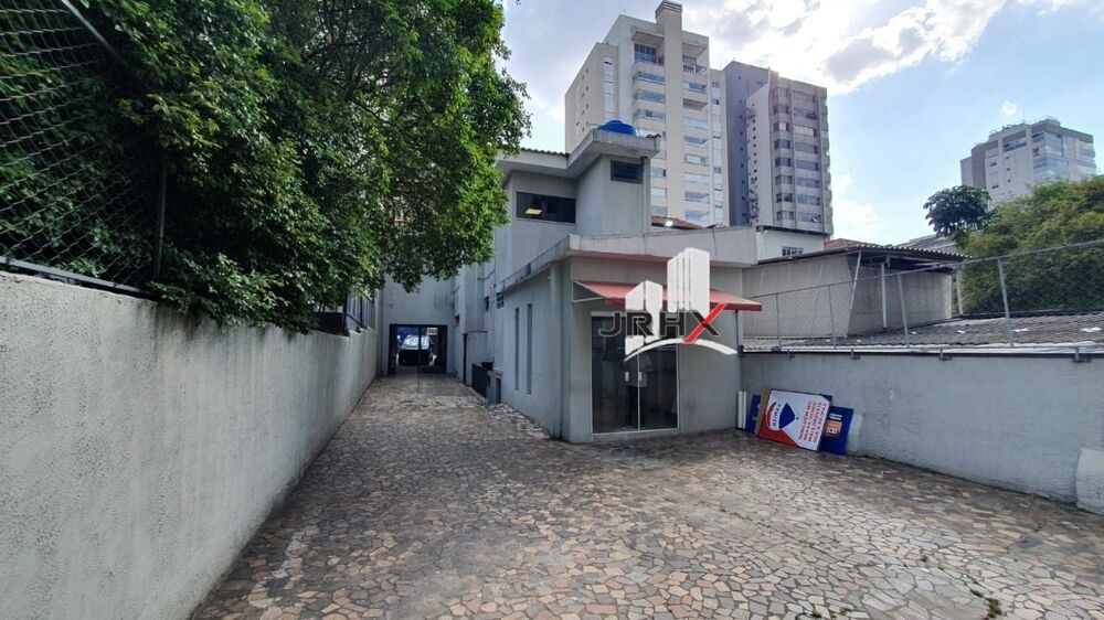 Casa para alugar com 1 quarto, 220m² - Foto 3