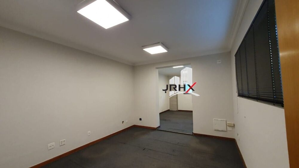 Casa para alugar com 1 quarto, 220m² - Foto 23