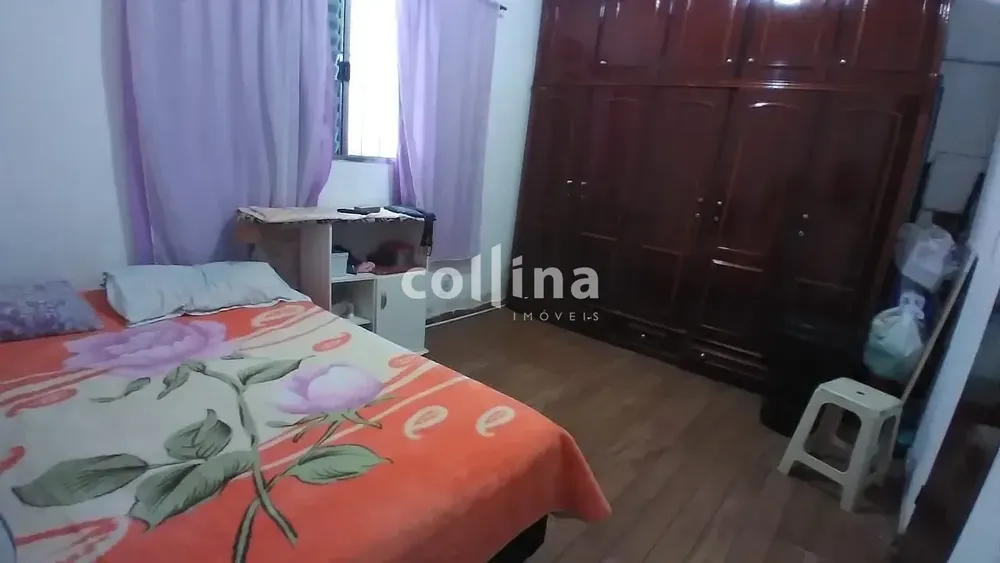 Casa, 2 quartos, 250 m² - Foto 2