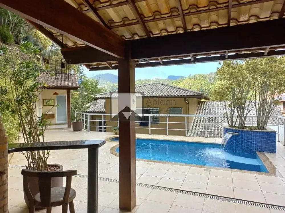 Casa, 4 quartos, 550 m² - Foto 1