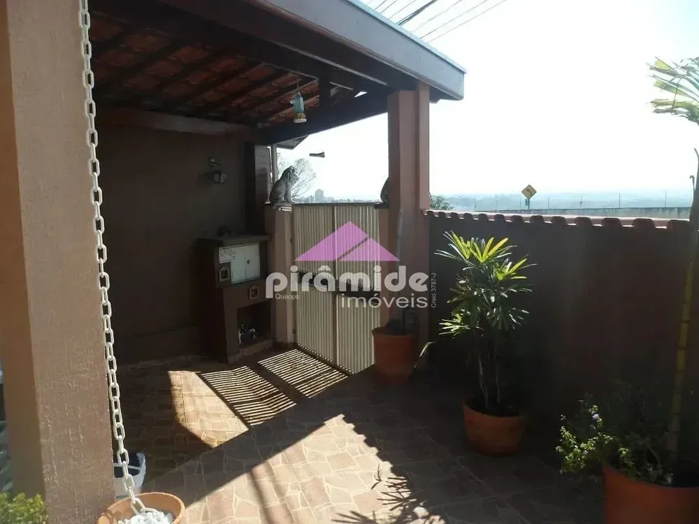 Casa, 3 quartos, 176 m² - Foto 1