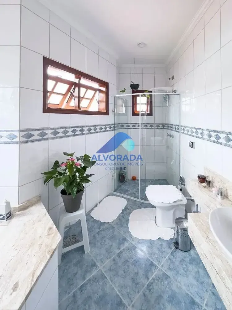 Sobrado, 3 quartos, 308 m² - Foto 1