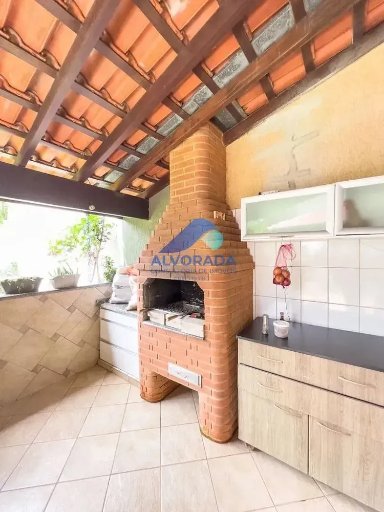 Sobrado, 3 quartos, 308 m² - Foto 2