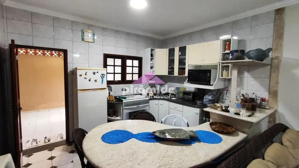 Casa, 3 quartos, 113 m² - Foto 2