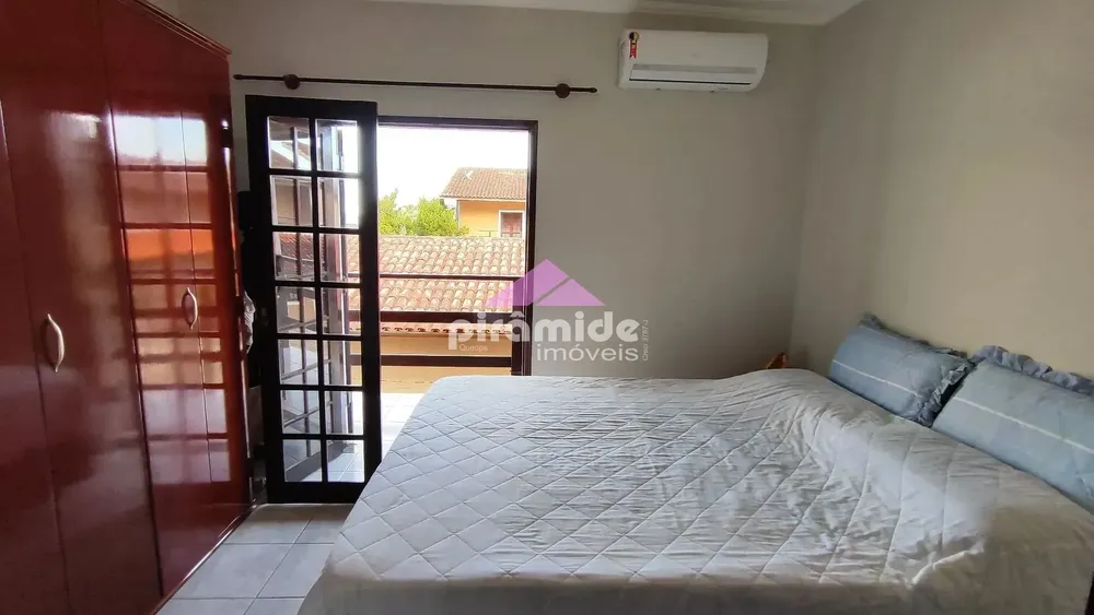 Casa, 3 quartos, 113 m² - Foto 1