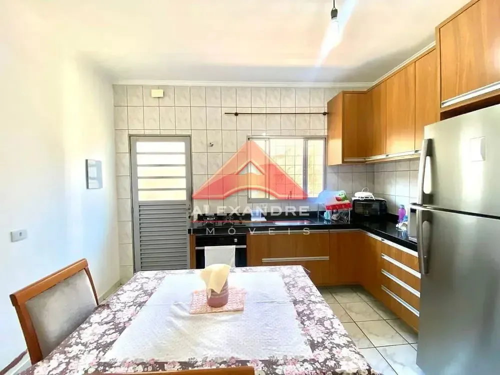 Casa, 3 quartos, 113 m² - Foto 1