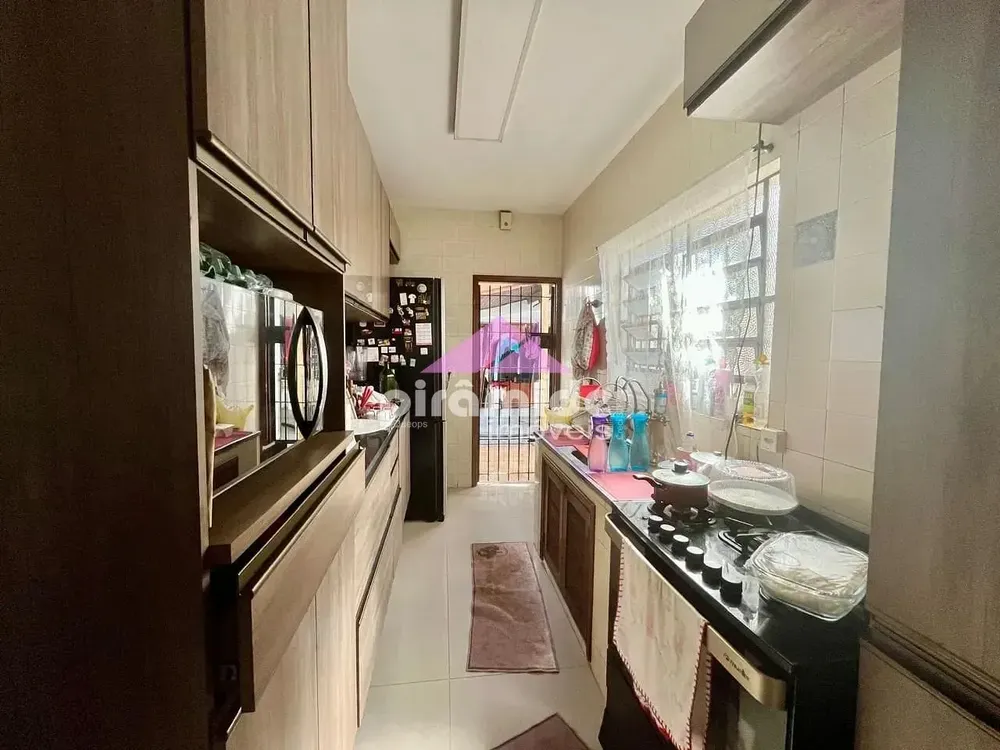 Sobrado, 4 quartos, 202 m² - Foto 3